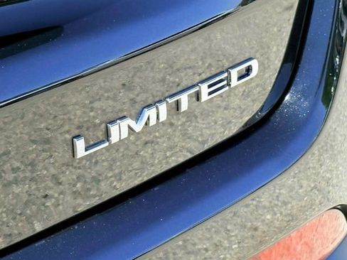 Used 2023 Jeep Compass Limited AWD/4WD image 11