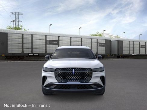 New 2026 Lincoln Nautilus Premier image 6