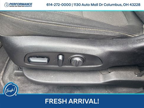 Used 2019 Chevrolet Traverse LT image 18