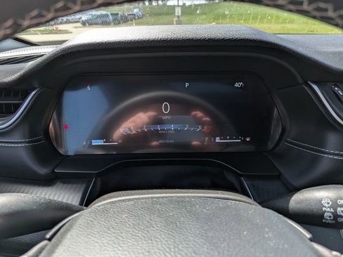 Used 2023 Jeep Grand Cherokee Altitude AWD/4WD image 25