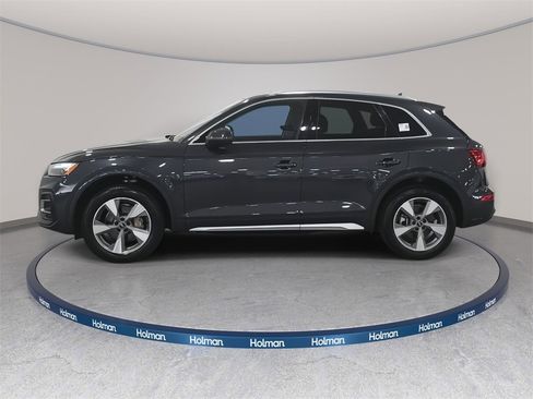 Certified 2023 Audi Q5 2.0T Premium w/ Convenience Package image 8