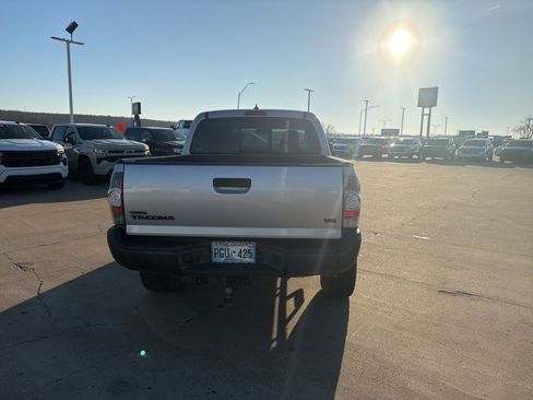 Used 2012 Toyota Tacoma 4x4 Double Cab image 6