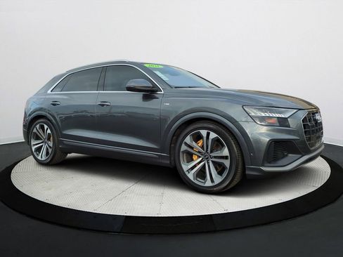 Used 2021 Audi Q8 Prestige image 2