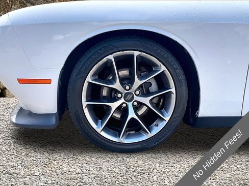 Used 2022 Dodge Challenger GT RWD image 8