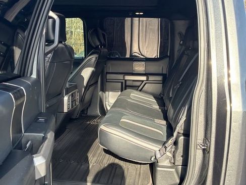Used 2019 Ford F150 Platinum w/ Equipment Group 701A Luxury image 15