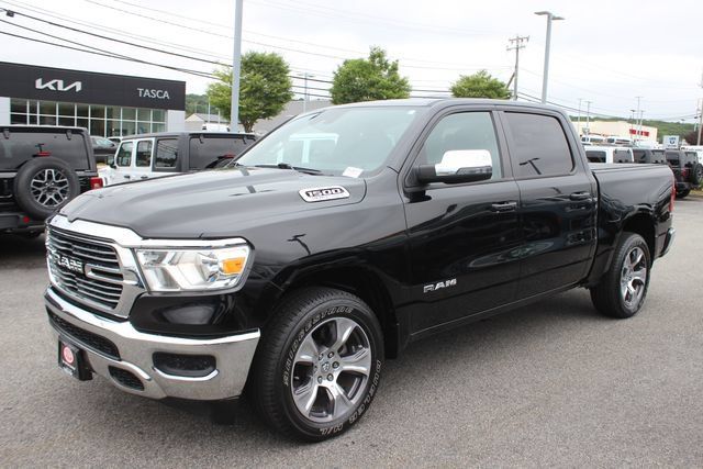 Used 2023 RAM 1500 Laramie AWD/4WD image 2