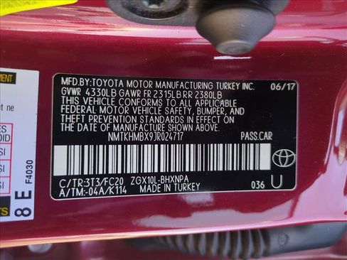 Used 2018 Toyota C-HR XLE image 23