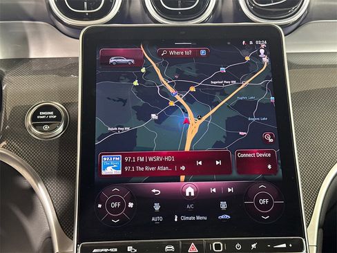 Used 2025 Mercedes-Benz GLC 43 AMG 4MATIC image 32