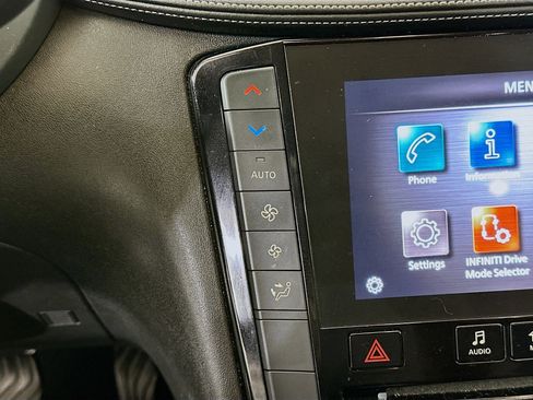 Used 2020 INFINITI QX50 Pure image 23