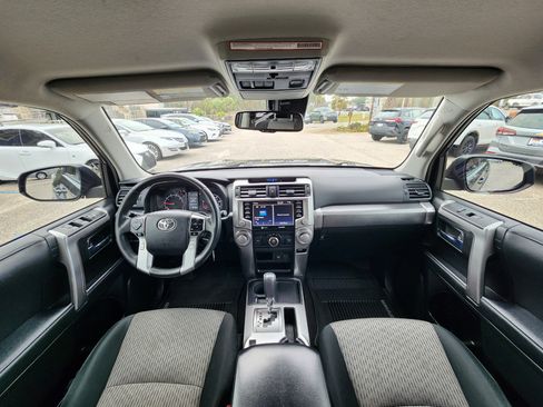 Used 2020 Toyota 4Runner SR5 2WD image 18