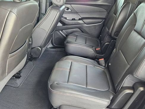 Certified 2024 Chevrolet Traverse RS FWD image 23