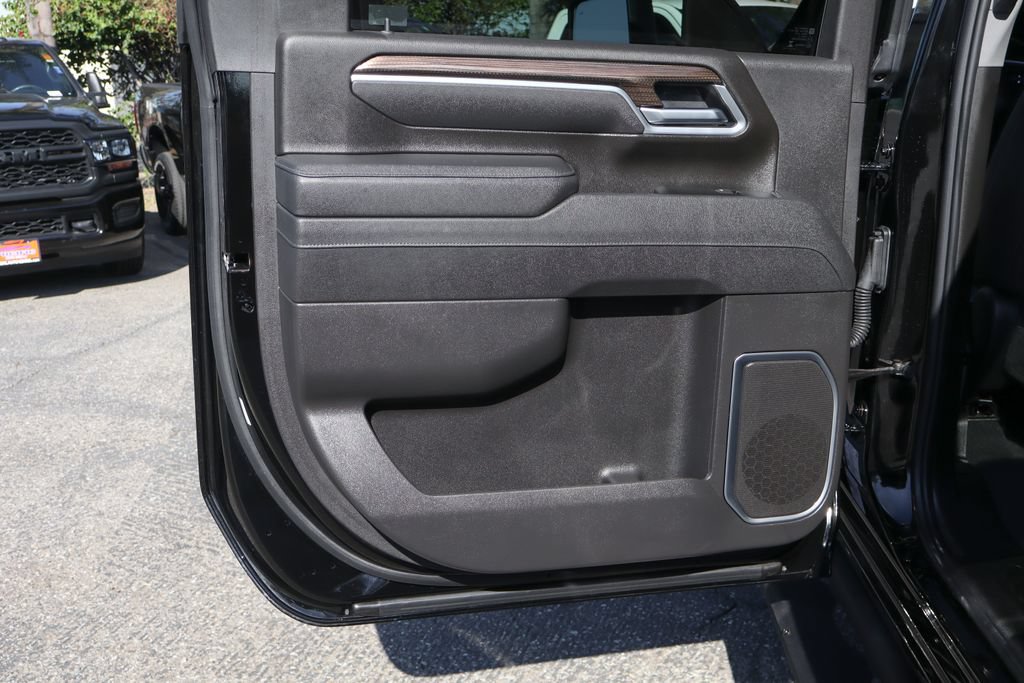 Used 2025 Chevrolet Silverado 2500 LT w/ Trail Boss Package AWD/4WD image 36