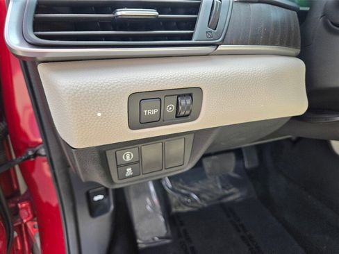 Certified 2018 Honda Accord EX image 16
