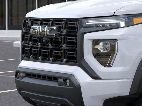 Used 2026 GMC Canyon Elevation w/ Convenience Package RWD image 13