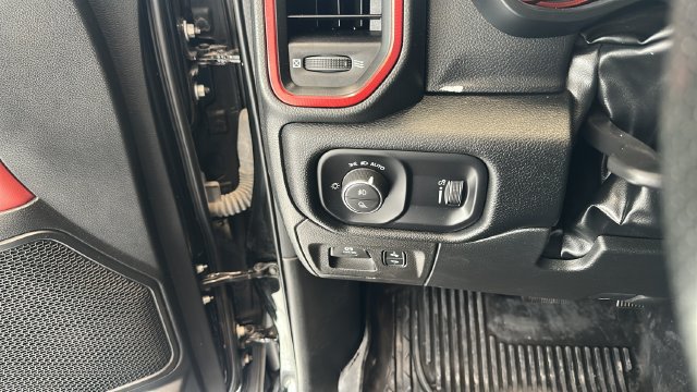 Used 2022 RAM 1500 Rebel w/ Rebel Level 2 Equipment Group AWD/4WD image 15