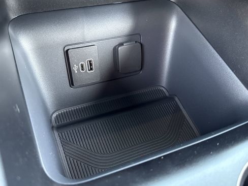 New 2026 Ford Explorer ST RWD image 8