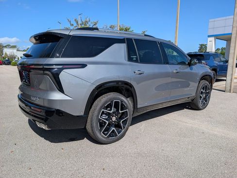 New 2026 Chevrolet Traverse High Country FWD image 9