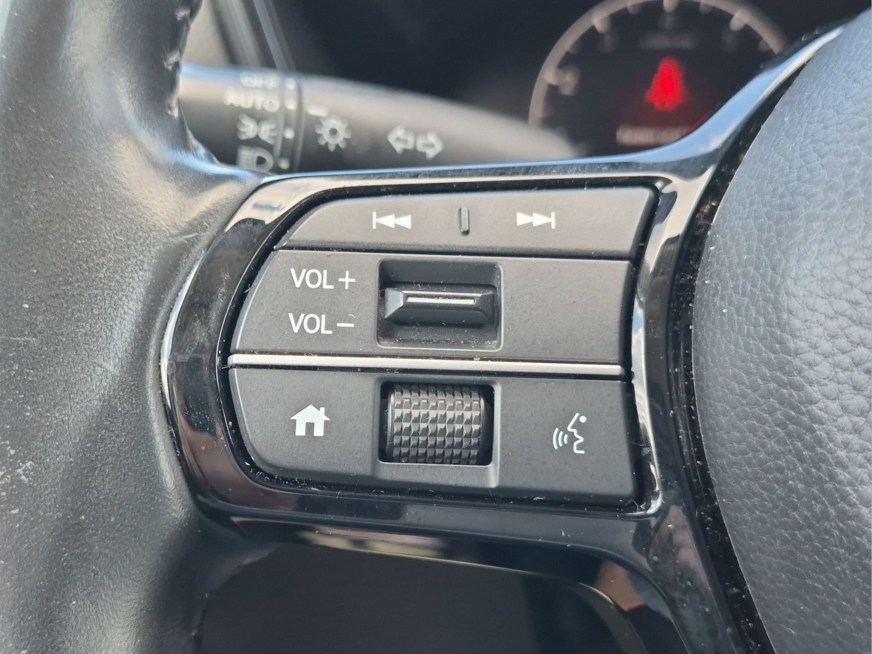 Used 2023 Honda CR-V EX-L image 13