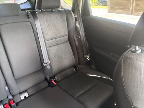 Used 2025 Nissan Rogue SV FWD image 39