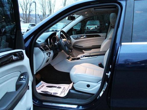 Used 2015 Mercedes-Benz ML 350 4MATIC image 11