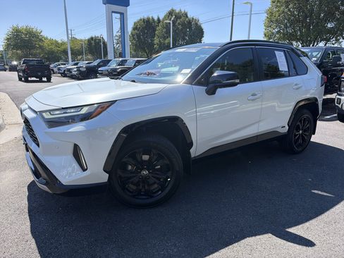 Used 2024 Toyota RAV4 XSE w/ Advanced Technology Package AWD/4WD image 5