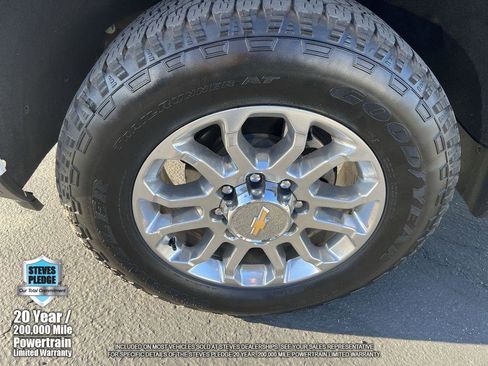 Certified 2025 Chevrolet Silverado 2500 LT w/ Z71 Chrome Sport Edition image 36