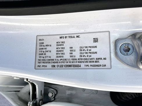 Used 2021 Tesla Model 3 Long Range AWD/4WD image 19