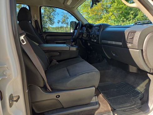 Used 2013 GMC Sierra 2500 SLE w/ SLE Preferred Package image 23