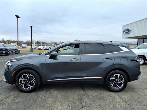 Used 2023 Kia Sportage LX image 6