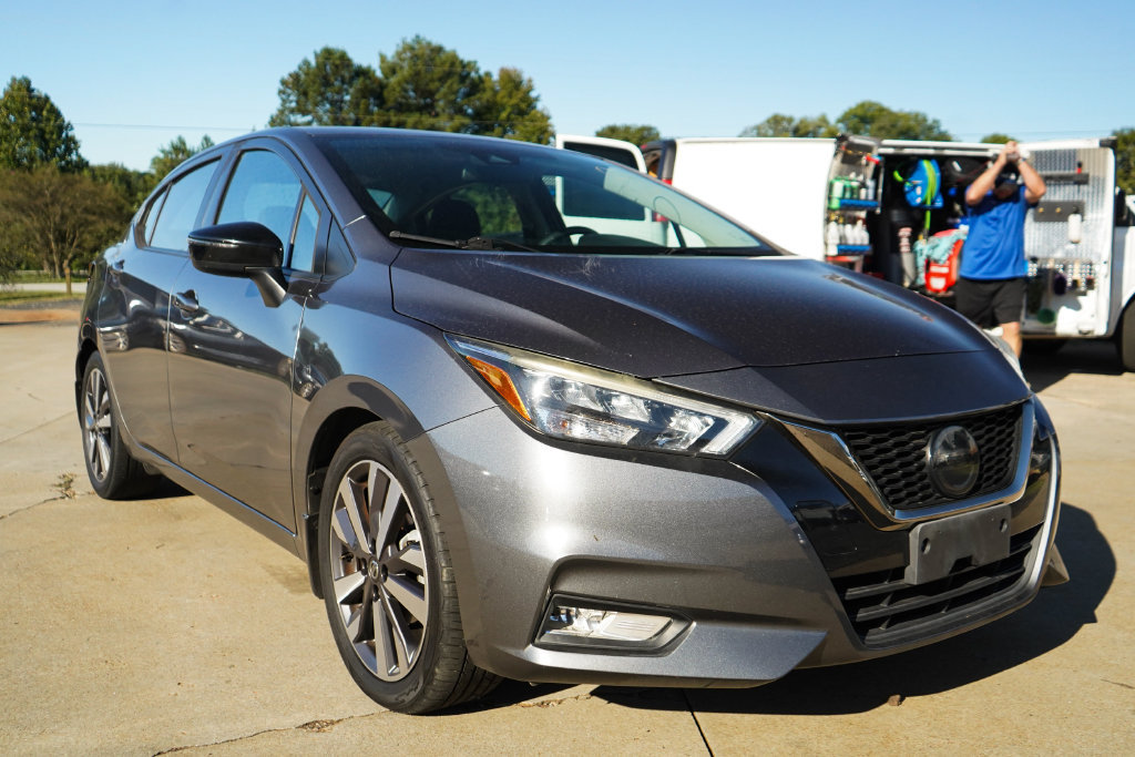 Used 2020 Nissan Versa SR w/ Convenience Package FWD image 35