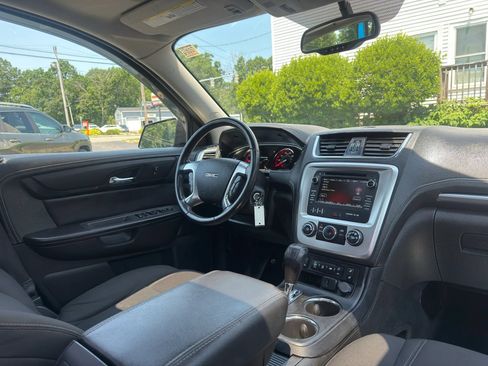 Used 2016 GMC Acadia SLE AWD/4WD image 32
