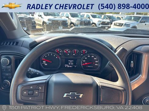 Used 2024 Chevrolet Silverado 1500 Custom Trail Boss w/ LPO, Dark Essentials Package AWD/4WD image 6