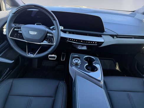 New 2026 Cadillac Optiq Sport 1 image 15