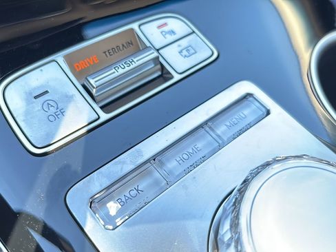 Certified 2026 Genesis GV70 2.5T image 53