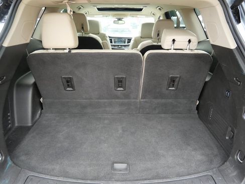 Used 2018 Buick Enclave Premium w/ Experience Buick Package AWD/4WD image 10