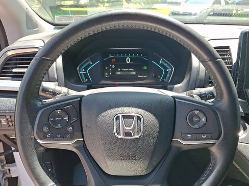Used 2023 Honda Odyssey EX-L image 20