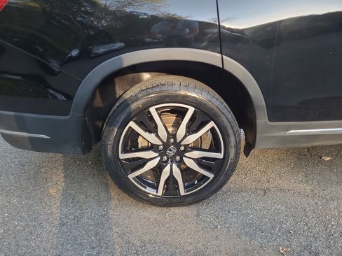 Used 2021 Honda Pilot Touring image 38