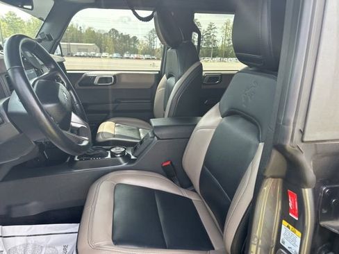 Used 2024 Ford Bronco Wildtrak AWD/4WD image 10