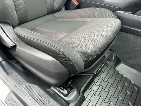 Used 2022 Subaru Outback Premium image 14