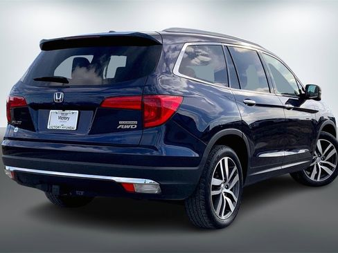 Used 2017 Honda Pilot Touring image 5