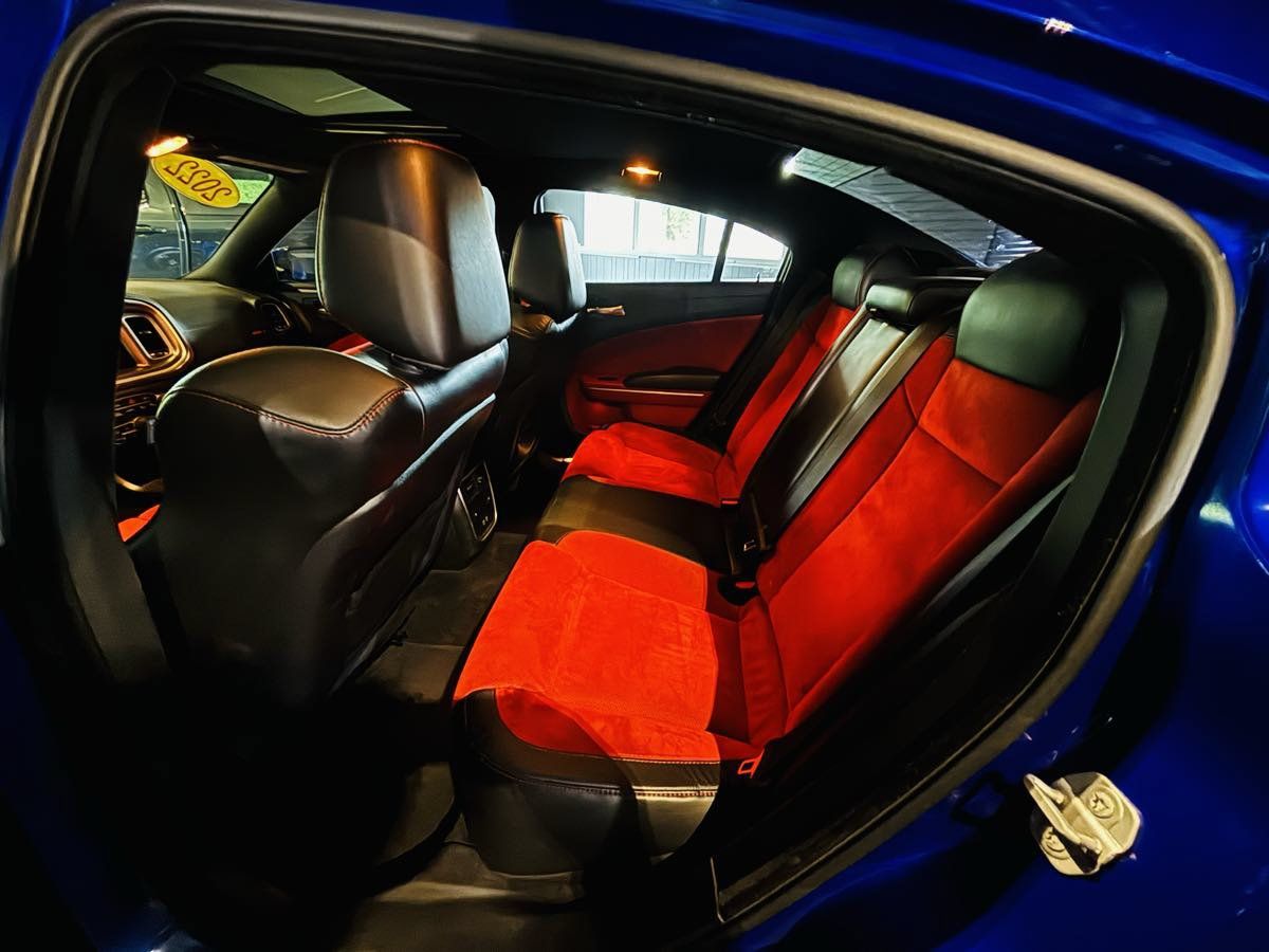 Used 2022 Dodge Charger Scat Pack RWD image 35