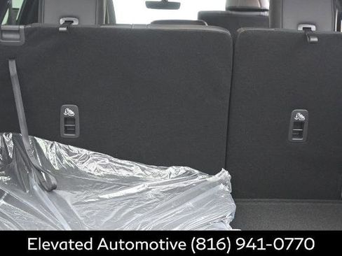 Certified 2026 INFINITI QX60 Luxe w/ Cargo Package AWD/4WD image 15