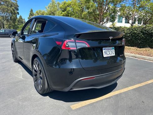 Used 2022 Tesla Model Y Performance AWD/4WD image 4
