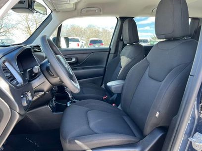 Used 2023 Jeep Renegade Latitude