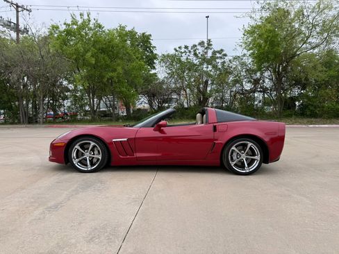 Used 2011 Chevrolet Corvette Grand Sport w/ Preferred Equipment Group image 6