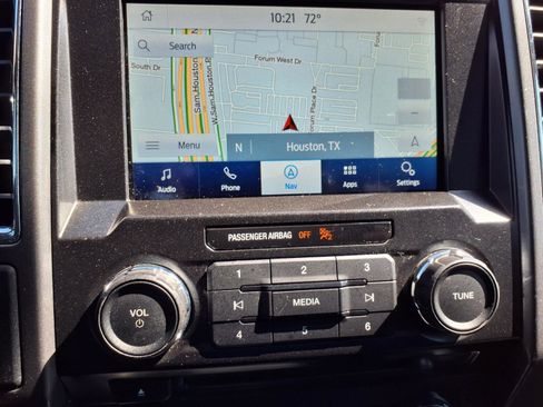 Used 2015 Ford F150 XLT w/ Equipment Group 302A Luxury RWD image 6