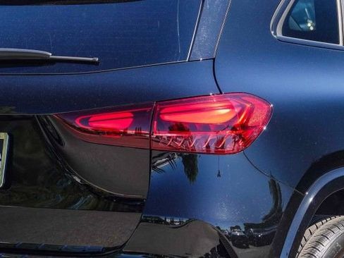 Certified 2025 Mercedes-Benz GLA 250 GLA 250 image 9