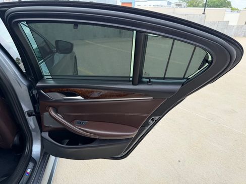 Used 2019 BMW M550i xDrive AWD/4WD image 28