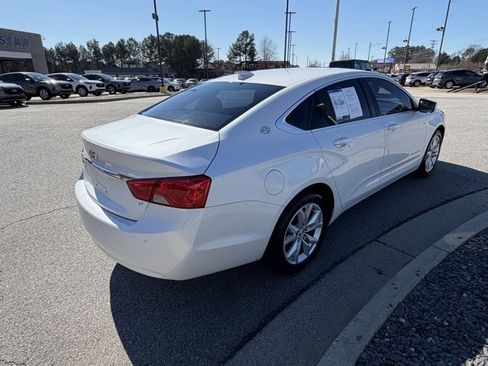 Used 2016 Chevrolet Impala LT w/ Convenience Package image 8