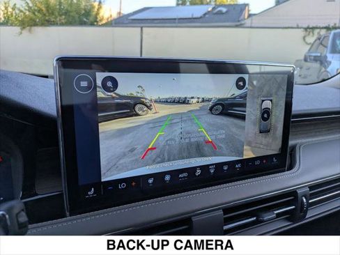 New 2025 Lincoln Corsair Reserve image 10